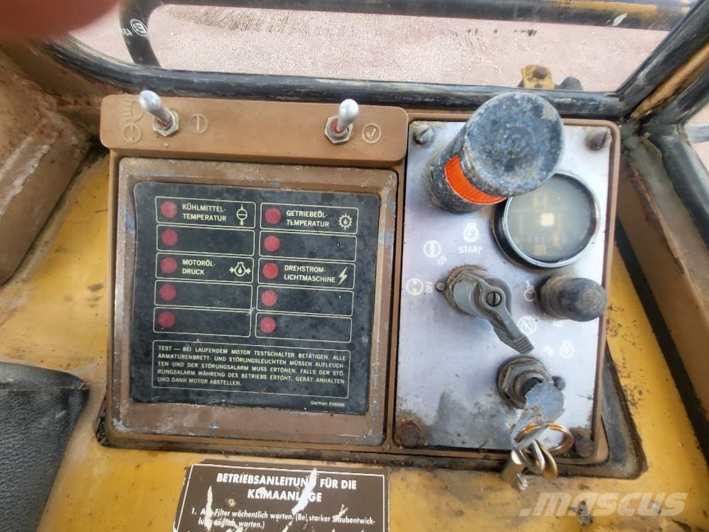 CAT 943 Ładowarki gąsienicowe