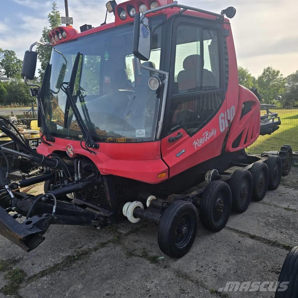 Kässbohrer PB 600 Ratraki śniegowe