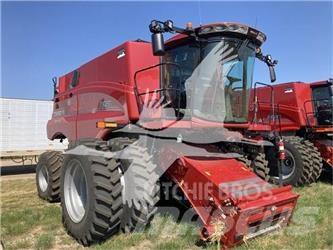 Case IH 8250 Kombajny zbożowe