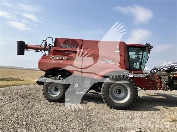 Case IH 8250 Kombajny zbożowe