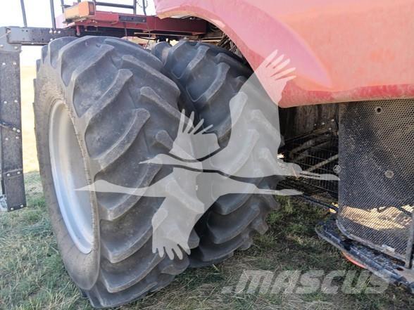 Case IH 8250 Kombajny zbożowe