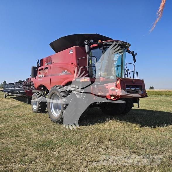 Case IH 8250 Kombajny zbożowe