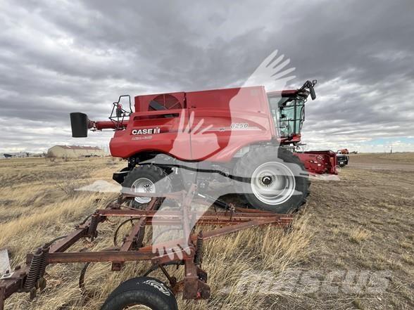 Case IH 8250 Kombajny zbożowe