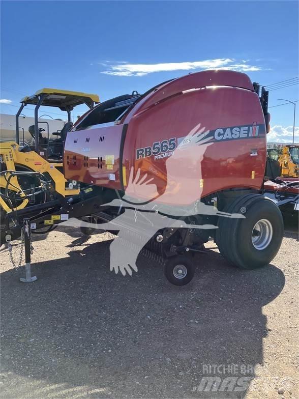 Case IH RB565 Prasy zwijające