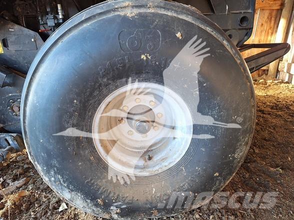 Case IH RB565 Prasy zwijające