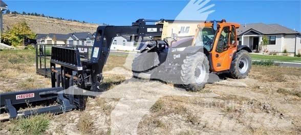 JLG 742 Ładowarki teleskopowe