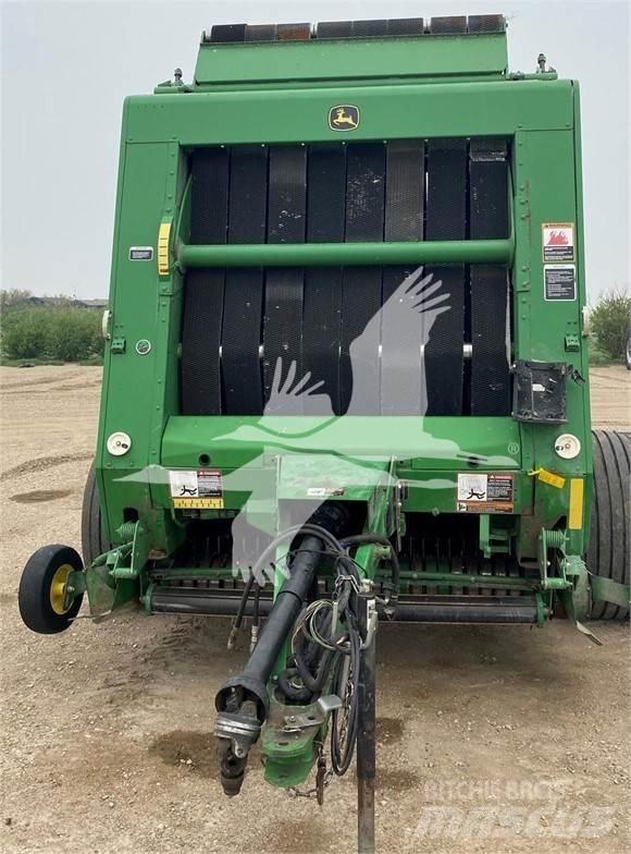 John Deere 568 Prasy zwijające