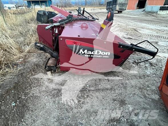 MAC DON R85 Ciągnikowe żniwiarki pokosowe