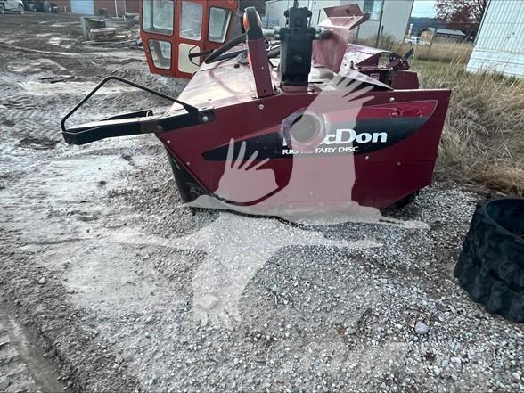 MAC DON R85 Ciągnikowe żniwiarki pokosowe