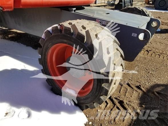 SkyJack SJ82T Podnośniki teleskopowe