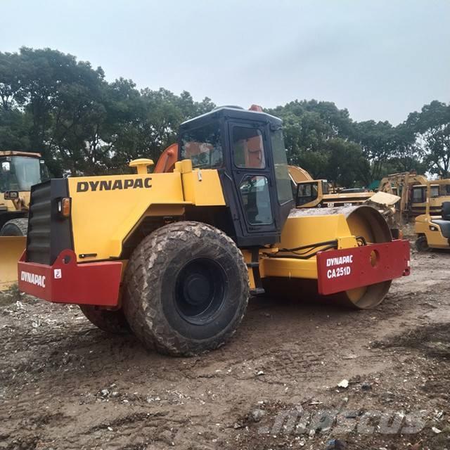 Dynapac CA 251 D Walce jednobębnowe