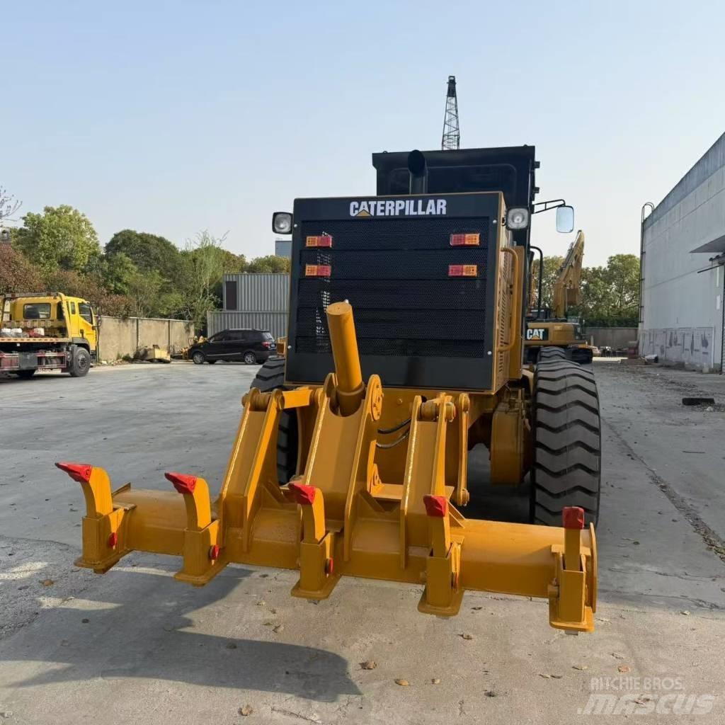 CAT 140 G Równiarki