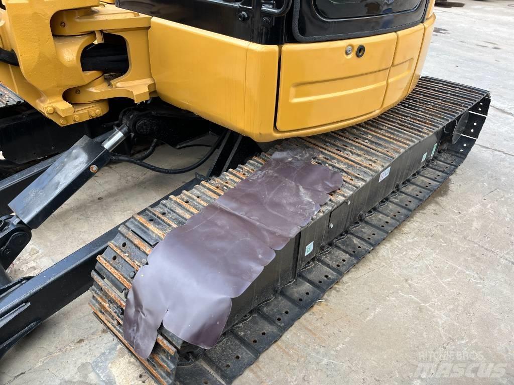 CAT 303.5E2 Minikoparki