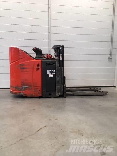 Linde D12HPSP/133 Samojezdne maszyny do załadunku