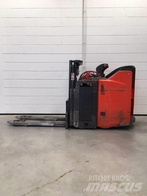 Linde D12HPSP/133 Samojezdne maszyny do załadunku