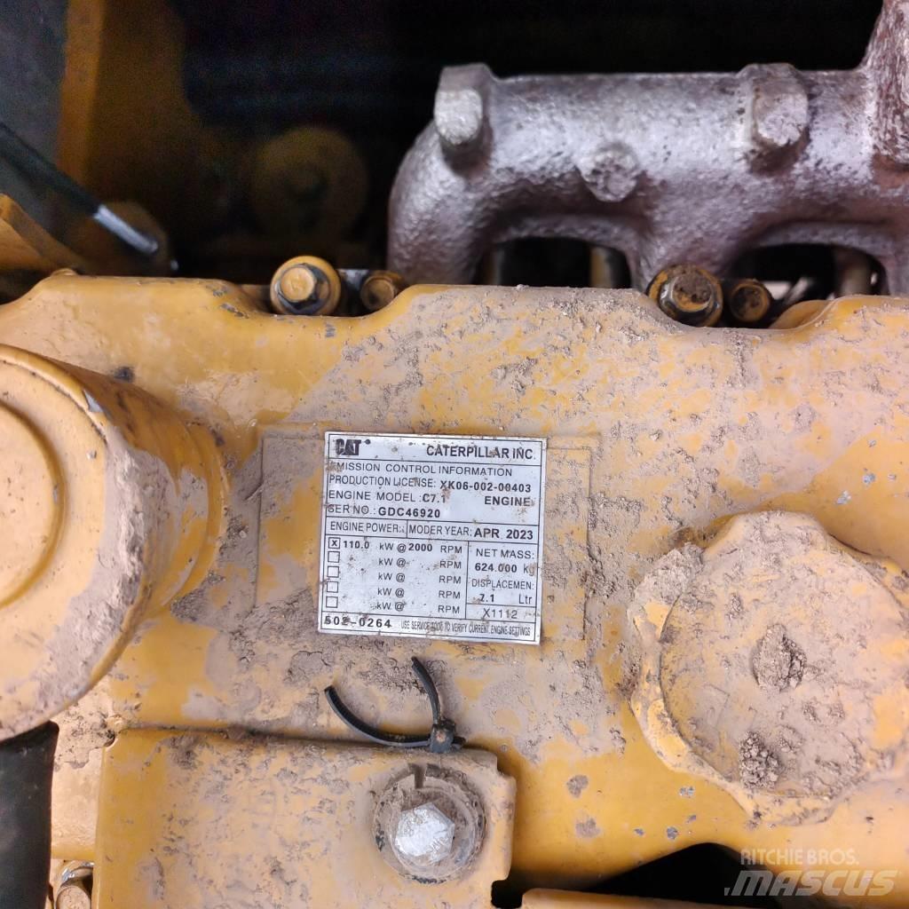 CAT 320D Koparki gąsienicowe
