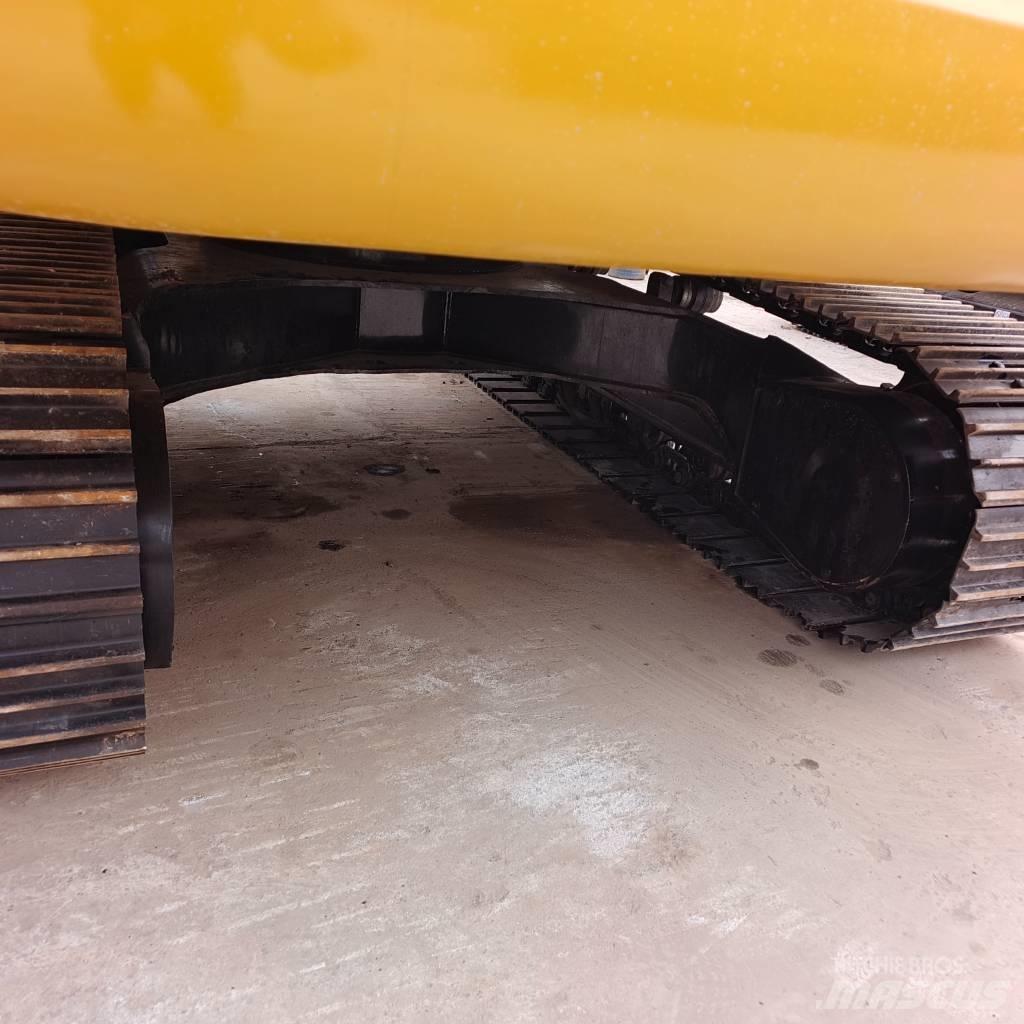 CAT 320D Koparki gąsienicowe