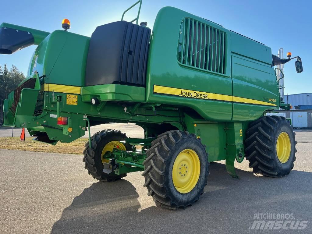 John Deere W540 Kombajny zbożowe