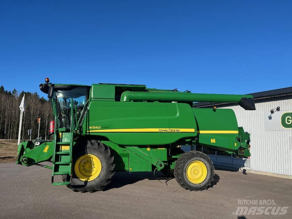 John Deere W540 Kombajny zbożowe