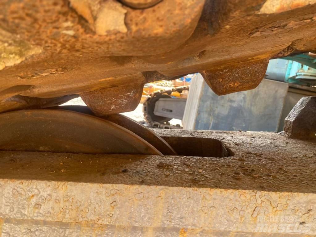 Kobelco CKE 2500 Żurawie gąsienicowe