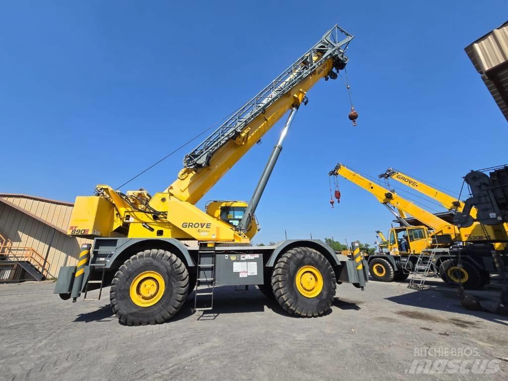 Grove RT 890 E Żurawie terenowe