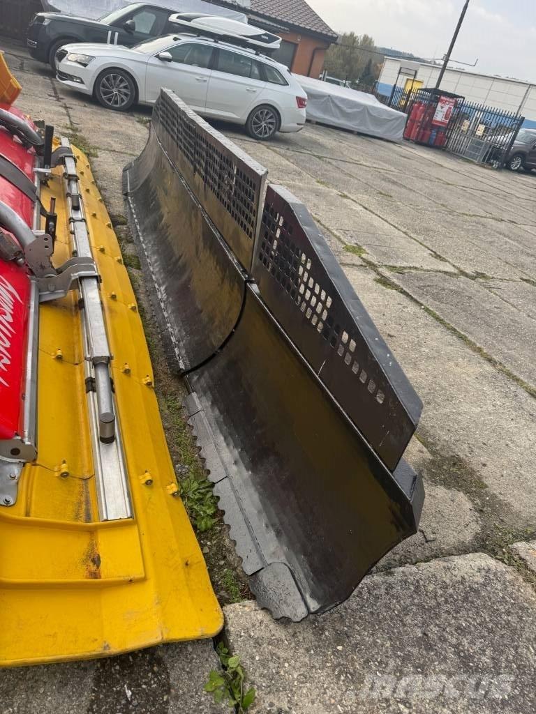 Kässbohrer PB 300 W Ratraki śniegowe