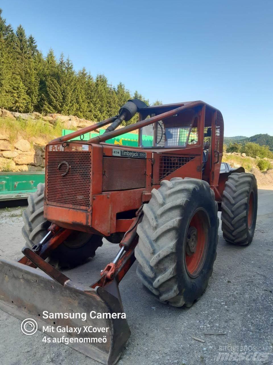 Timberjack 225 D Skidery
