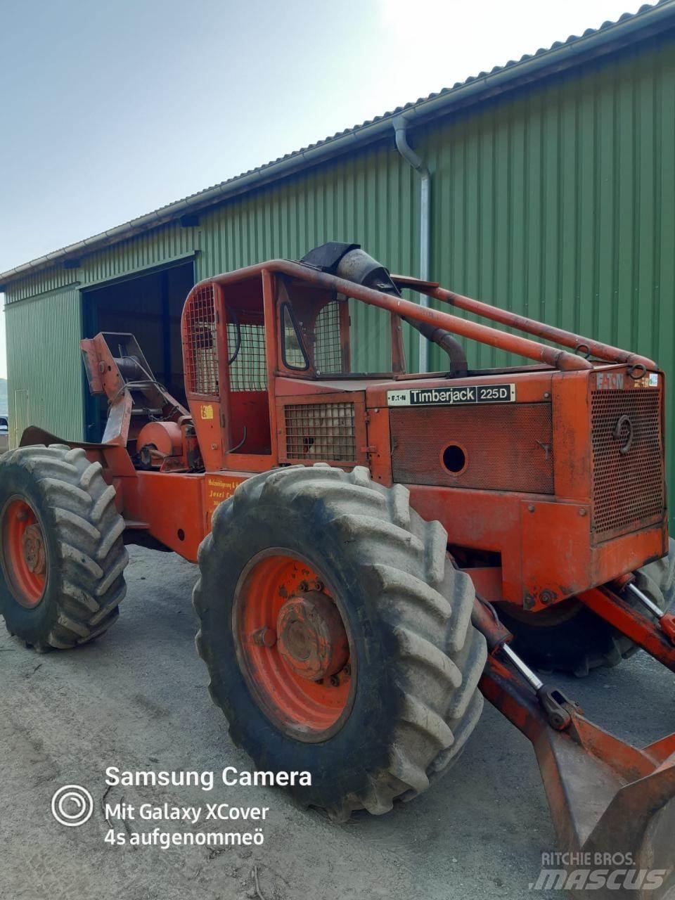 Timberjack 225 D Skidery