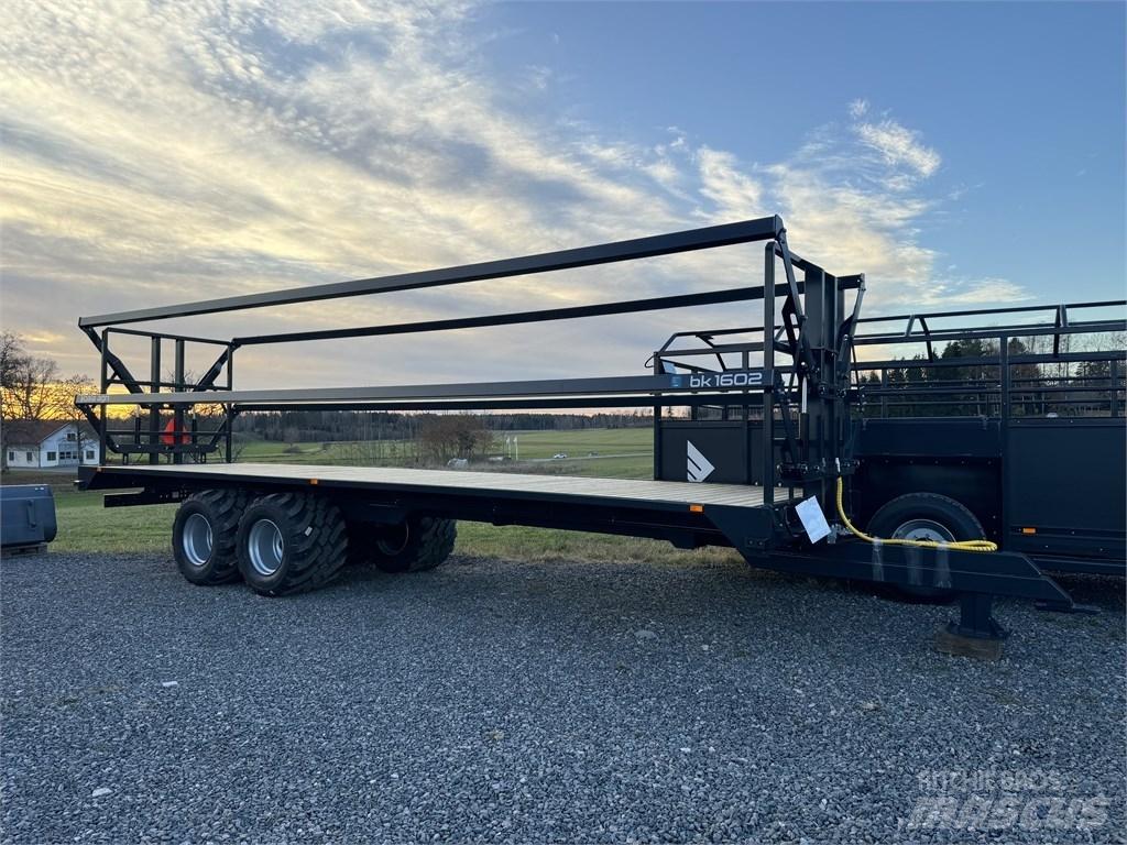 Bala Agri BK1602 Przyczepy do przewozu słomy w belach