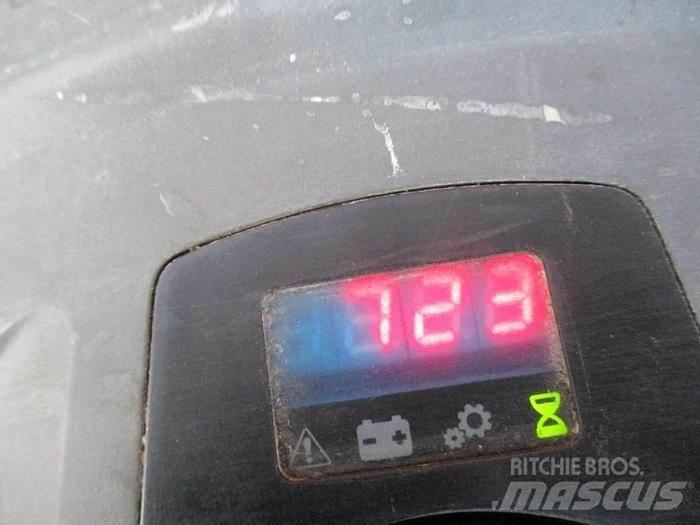 Toyota LWE 140 Wózki widłowe unoszące