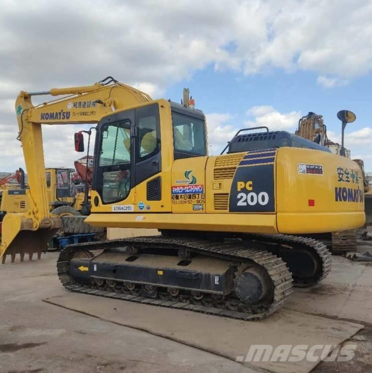 Komatsu pc200-8 Koparki gąsienicowe