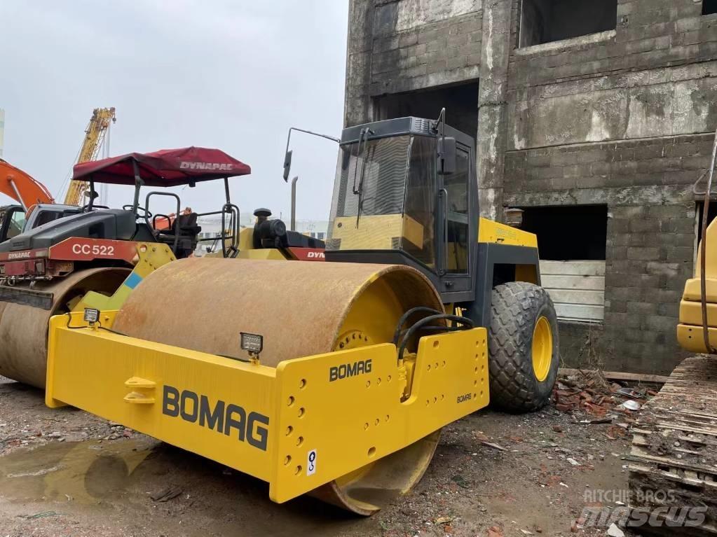 Bomag BW 217 Walce jednobębnowe