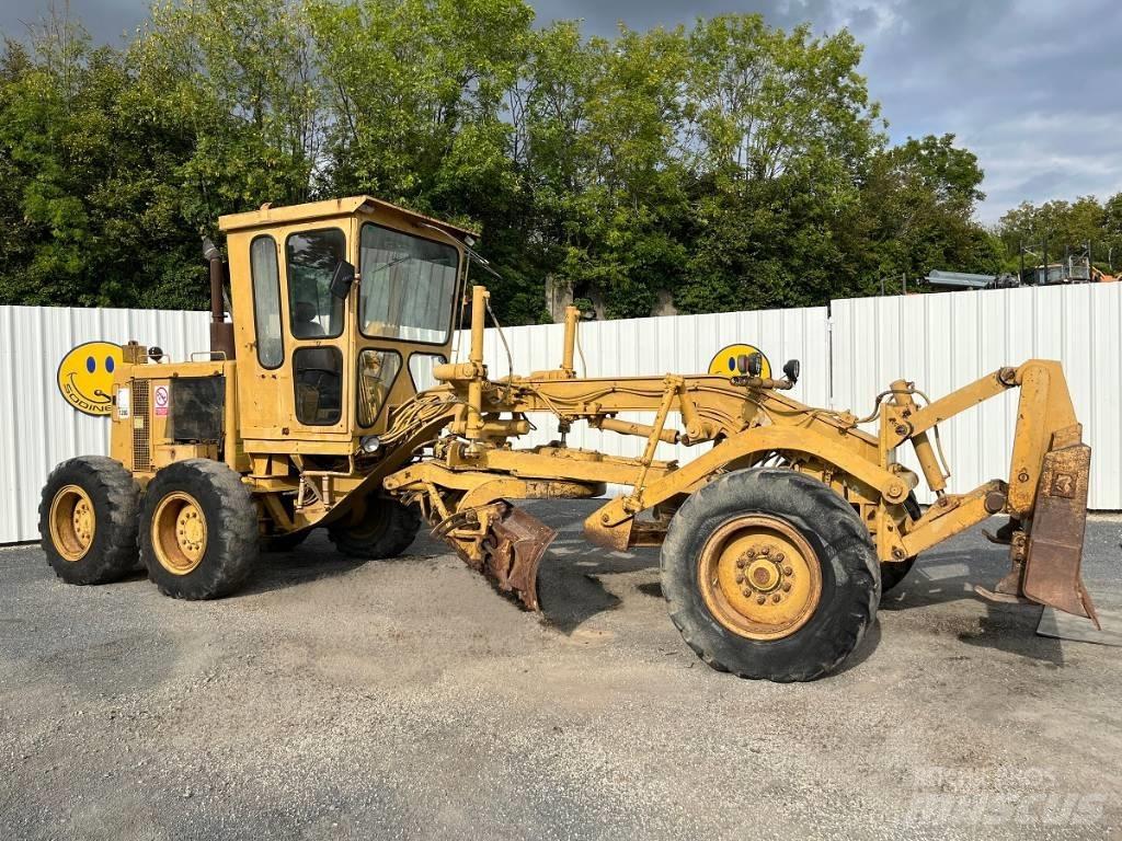 CAT 120 G Równiarki