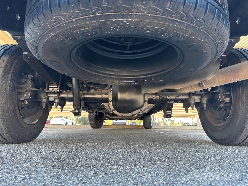Ford F 350 Pick-upy / Pojazdy z otwieranymi burtami