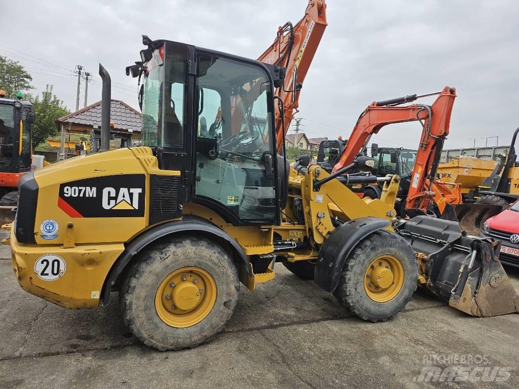CAT 907M Ładowarki kołowe