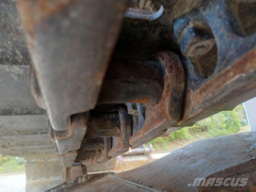 Hitachi ZX 135 US-6 Koparki gąsienicowe