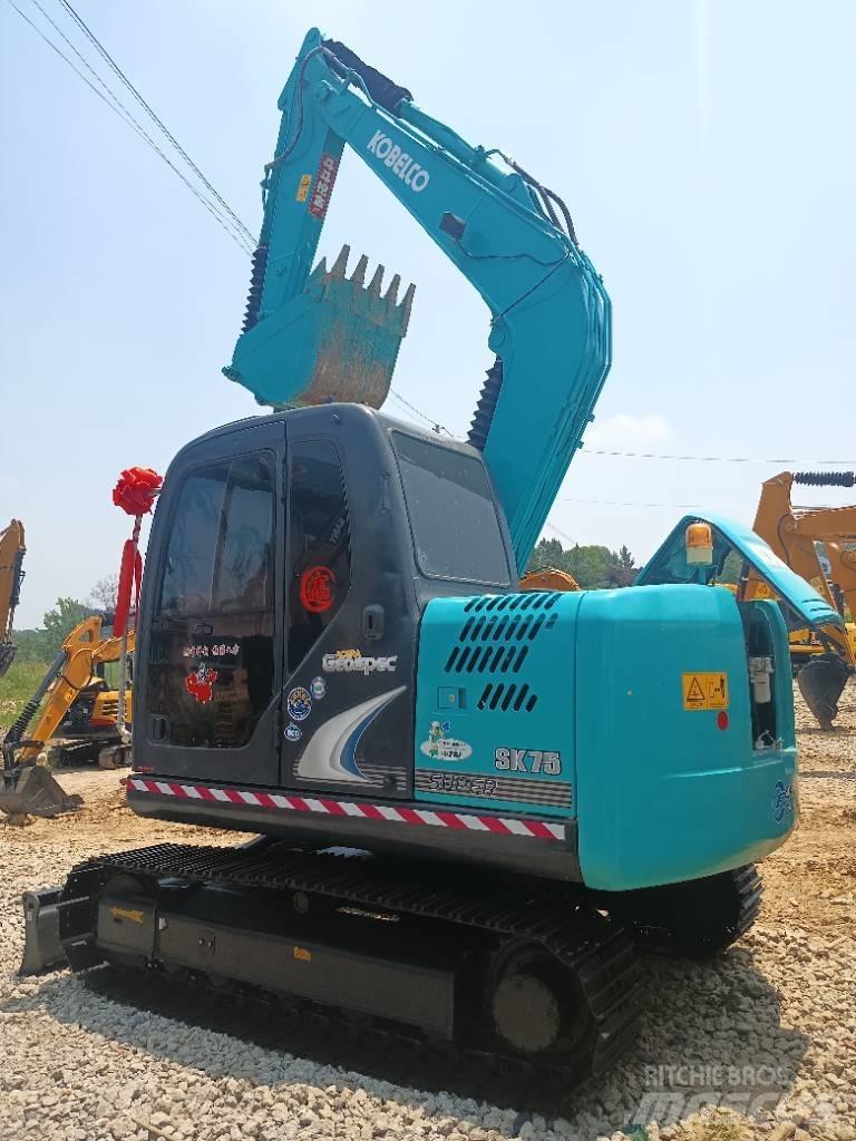 Kobelco SK 75 Minikoparki