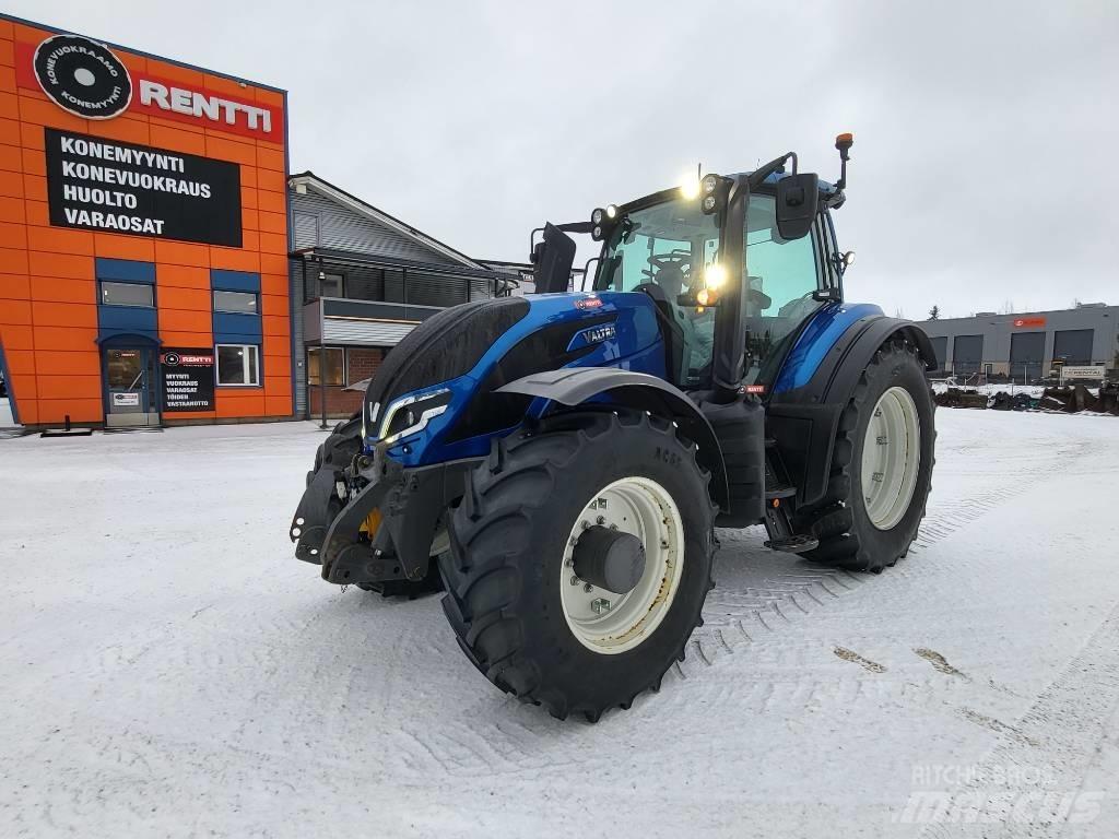 Valtra T 215 Ciągniki rolnicze