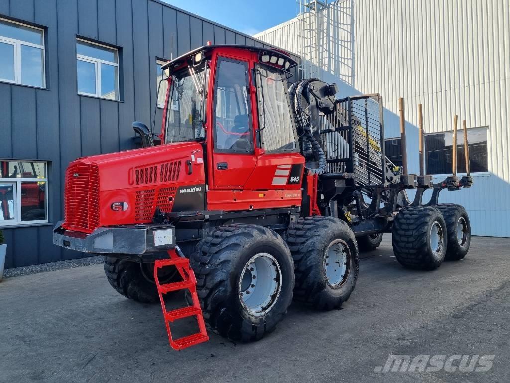 Komatsu 845 Forwardery