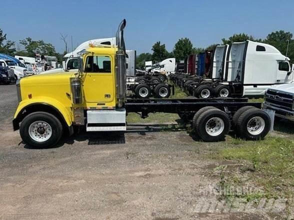 Freightliner FLD120 Pojazdy pod zabudowę