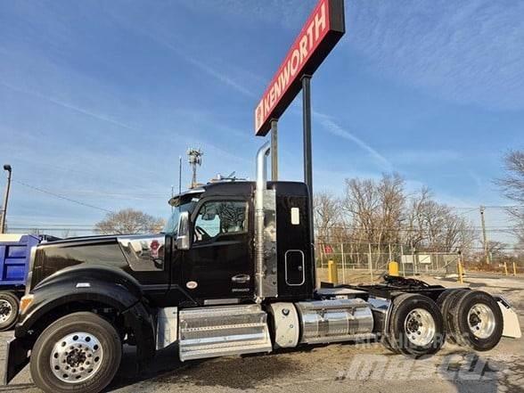 Kenworth W990 Ciągniki siodłowe