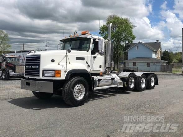 Mack CL733 Ciągniki siodłowe