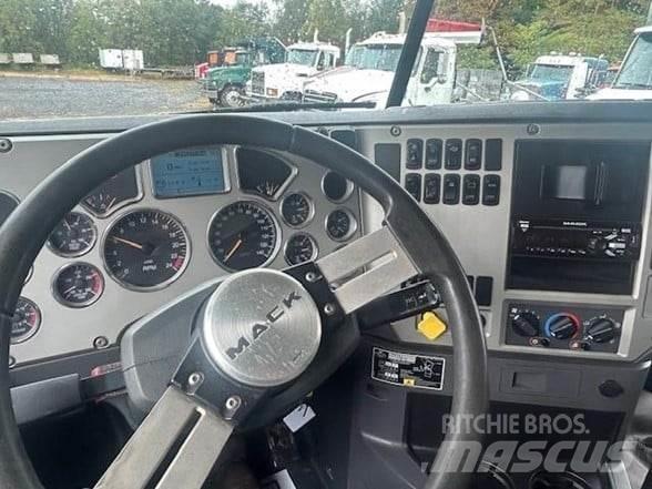 Mack GRANITE GU713 Wywrotki
