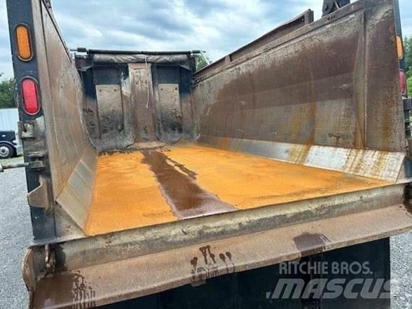 Mack GRANITE GU713 Wywrotki