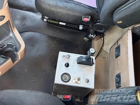 Mack GRANITE GU713 Wywrotki