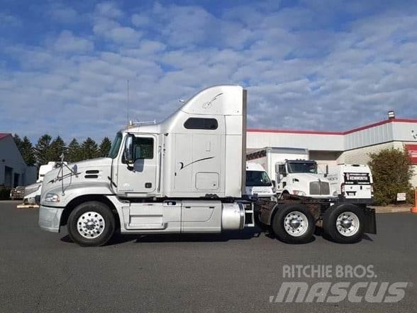 Mack PINNACLE CXU613 Ciągniki siodłowe