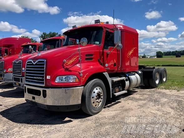 Mack PINNACLE CXU613 Ciągniki siodłowe
