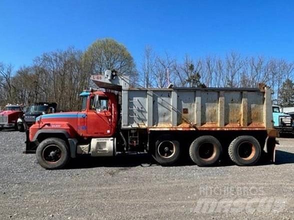 Mack RD688S Wywrotki