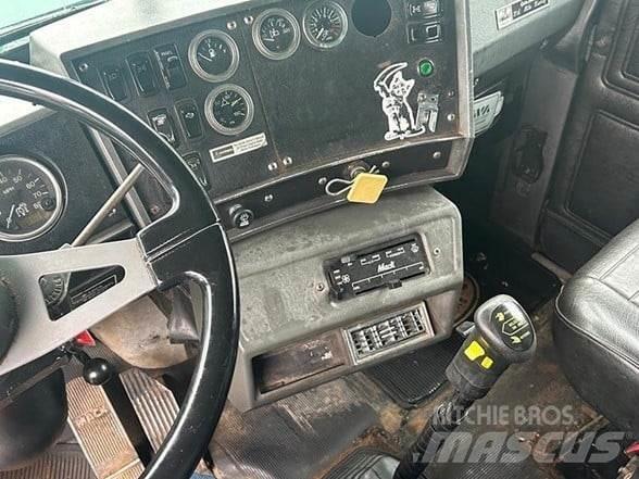 Mack RD688SX Wywrotki