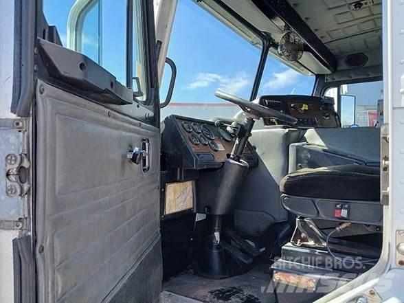 Peterbilt 320 Śmieciarki
